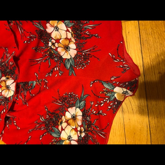 Red floral romper - Picture 9 of 11